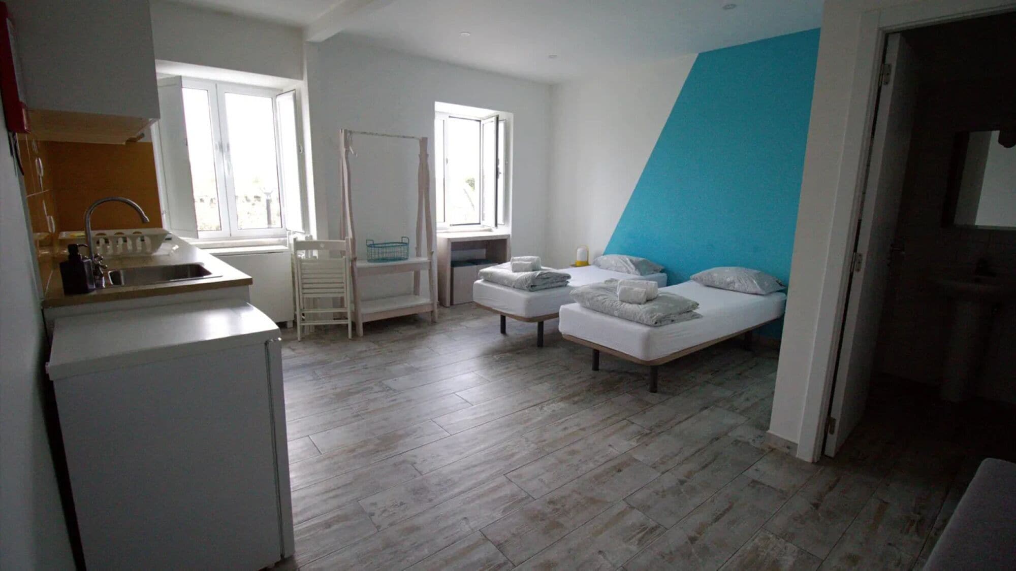 Studio | Blackout drapes, free WiFi, bed sheets