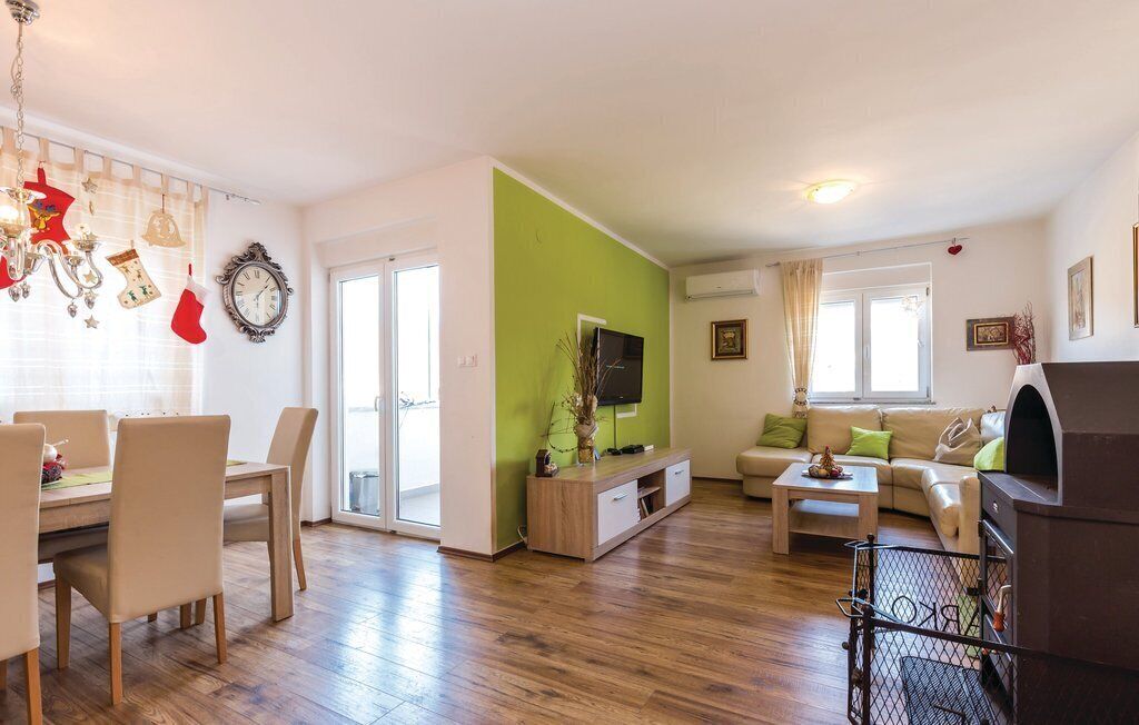 Apartment, 2 Schlafzimmer | Wohnbereich