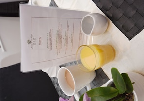 Desayuno (con cargo)