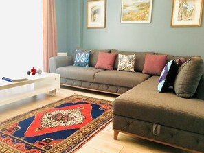 Living area - Galata Comfy Home !! (Istanbul)