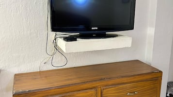 2 dormitorios, escritorio, tabla de planchar con plancha y wifi gratis