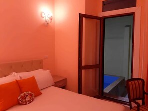 Phòng đôi Deluxe, bồn tắm thủy lực | Truy cập Internet không dây miễn phí, bộ trải giường 