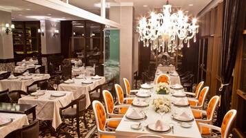 Desayuno de autoservicio incluido todos los días