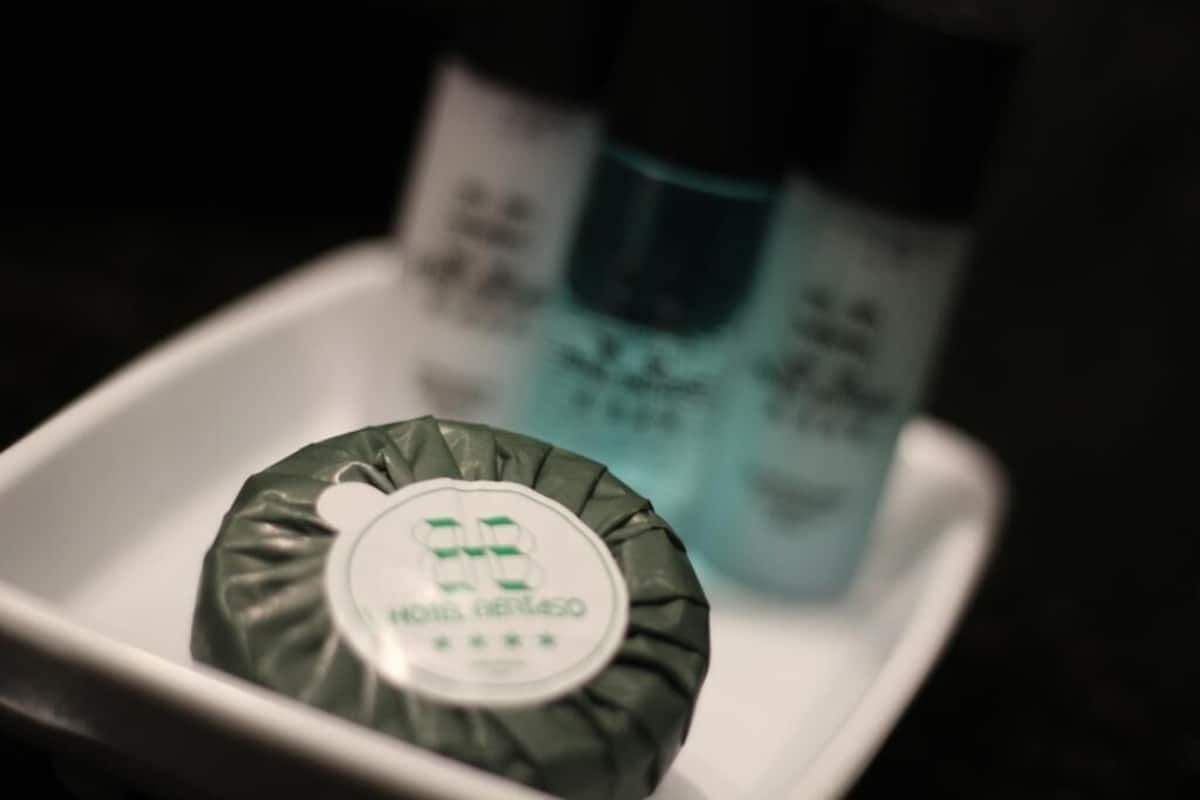 deluxe double room | bathroom amenities | hair dryer, bathrobes, slippers, bidet