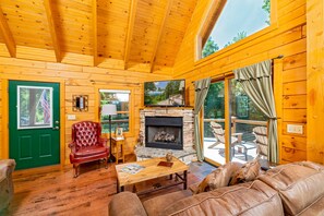 Smart-TV, peis og DVD-spiller