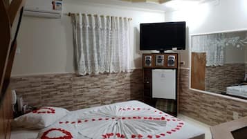 Minibar, free WiFi, bed sheets, wheelchair access