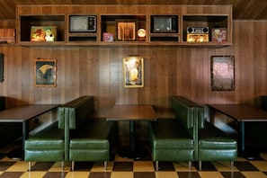 Bar (en la propiedad)