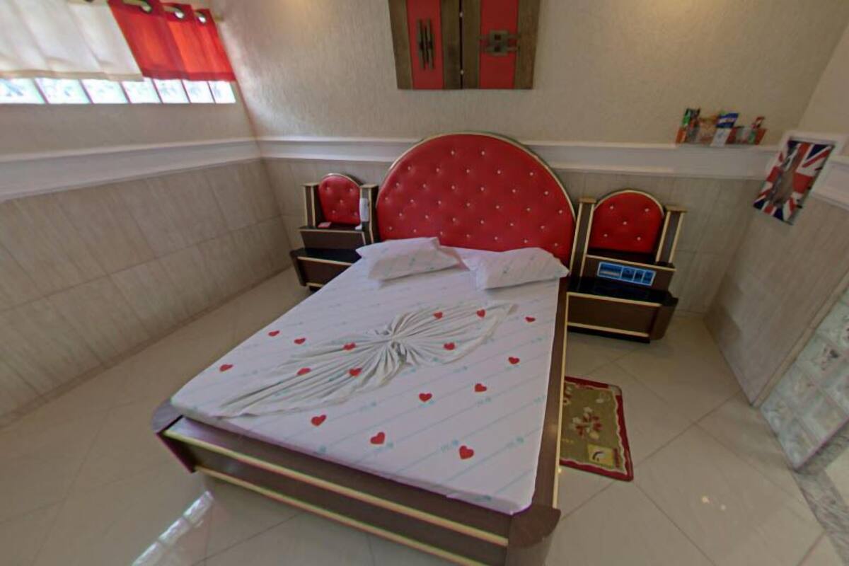 Suite (Carícia) | Minibar, WiFi (free), bed sheets