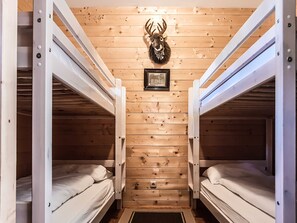 1 bedroom, WiFi, bed sheets - Weigl cottage Semmering - cottage (Semmering-Kurort)