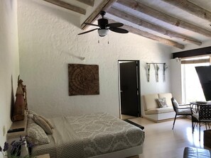 7 bedrooms, free WiFi