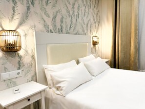 Comfort Quadruple Room, 2 Bedrooms (cama de matrimonio y dos individuales) | Bathroom