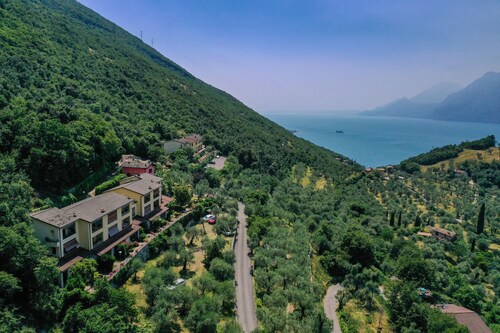 Garden Residence Malcesine Lake View Apartment 15