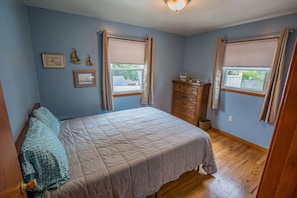 3 bedrooms, iron/ironing board, travel crib, WiFi