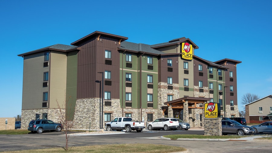 My Place Hotel - Watertown, SD