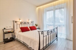 1 bedroom, free WiFi, bed sheets