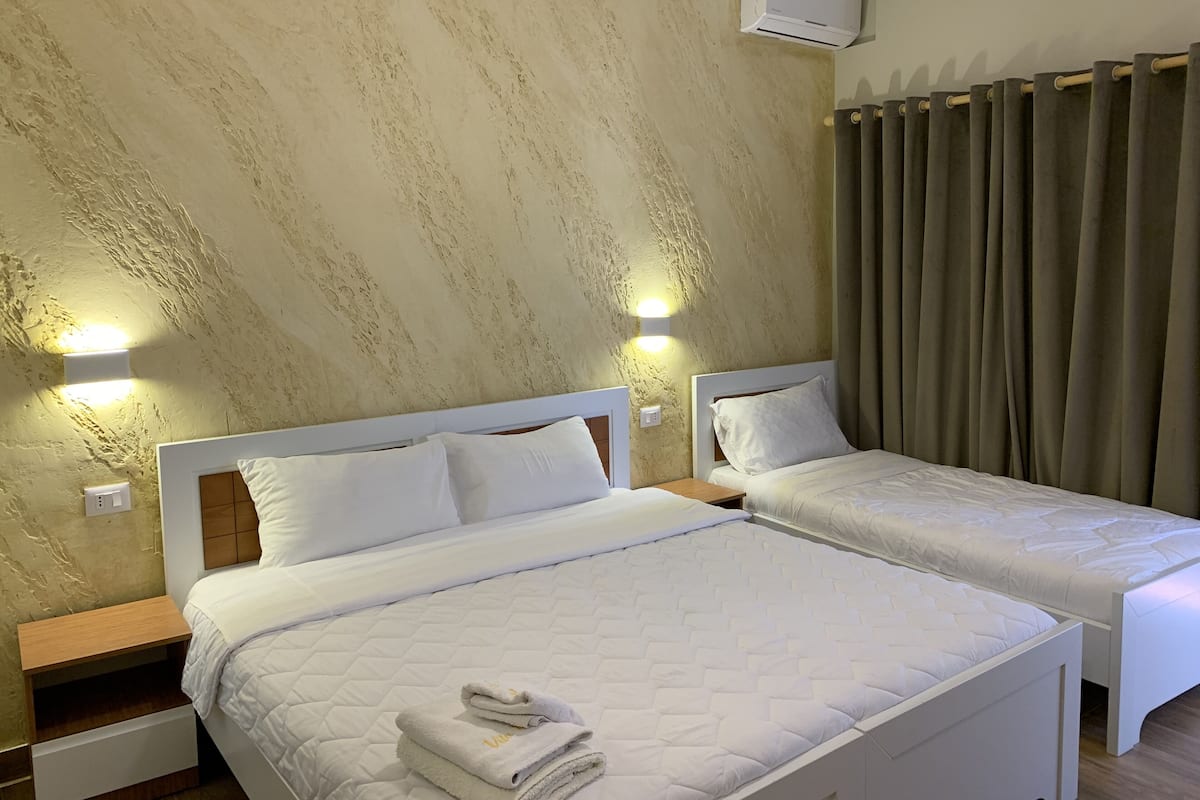 Standard Triple Room, Balcony | 1 bedroom, Frette Italian sheets, premium bedding, in-room safe