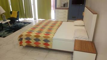 2 bedrooms