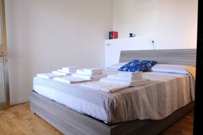 1 Schlafzimmer, Bügeleisen/Bügelbrett, kostenloses WLAN, Bettwäsche