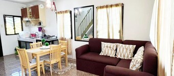 Town House Next to the Beach - TALOMO TORIL DAVAO