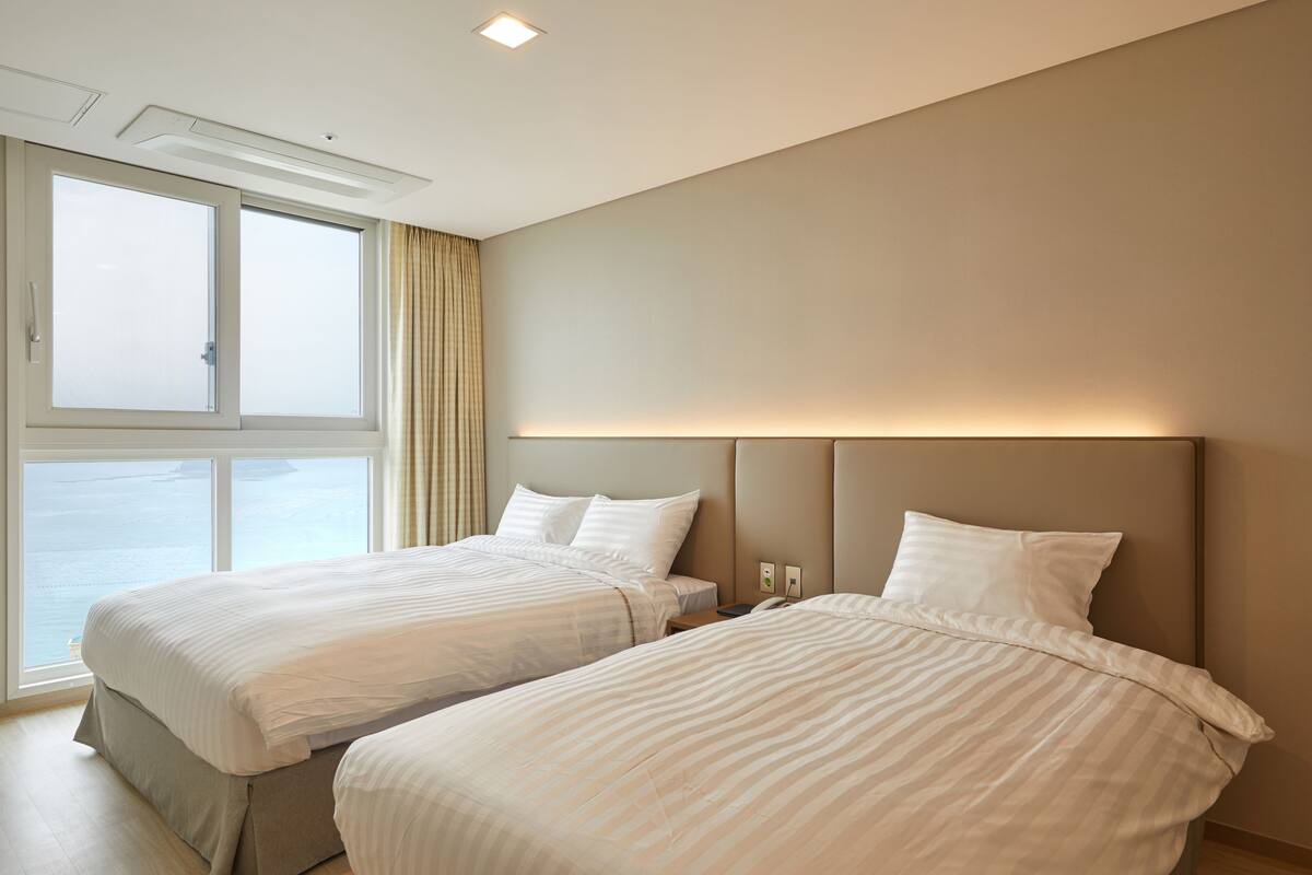 Ropa de cama de alta calidad, cortinas blackout y ropa de cama
