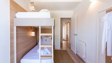 3 slaapkamers, een strijkplank/strijkijzer