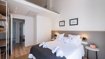 3 Schlafzimmer, Bügeleisen/Bügelbrett