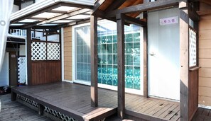 Terrace/patio - Geoje Sumireu Pension (Geoje)