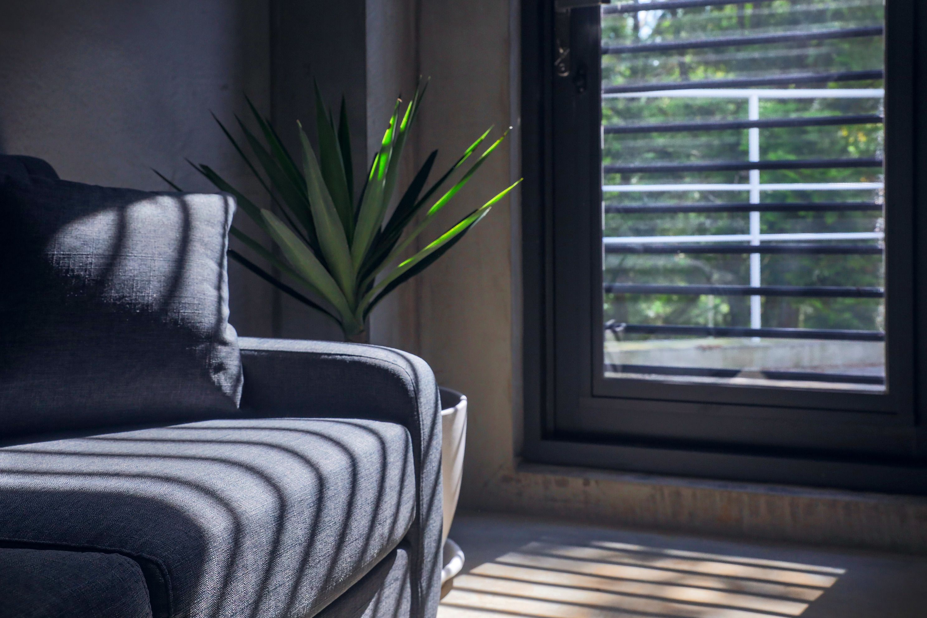 Standard Quadruple Room (Mahumhum) | Free minibar, individually decorated, desk, laptop workspace