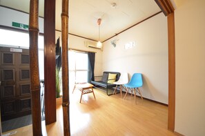 單棟房屋 | 客廳 | 平面電視