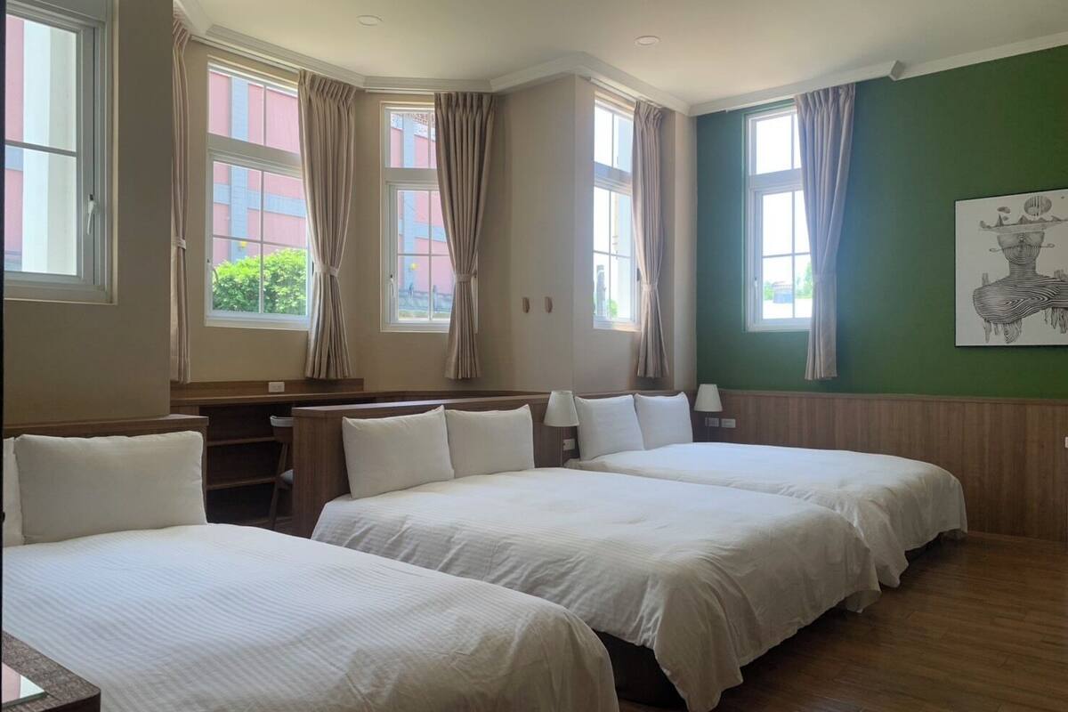 Family Room, City View | Bathroom | Shower, free toiletries, hair dryer, towels