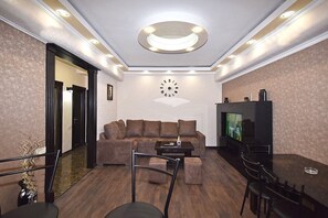 Interior - Luxury Apartment in Republic Square (Kentron)