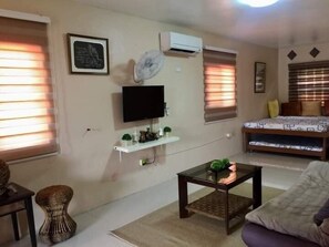 Interior - Evangeline Garden and Lodge (Silang)