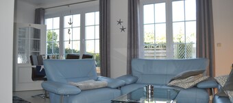 Holiday home in a quiet location in the center of Nordseebad Tossens