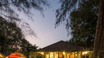 Standard Room Villa 2 | Terraza o patio