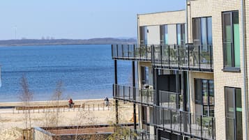 På stranden, vandski, fiskeri