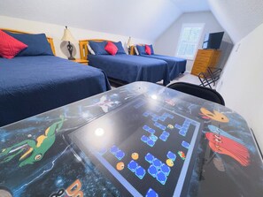 3 bedrooms, iron/ironing board, free WiFi, bed sheets