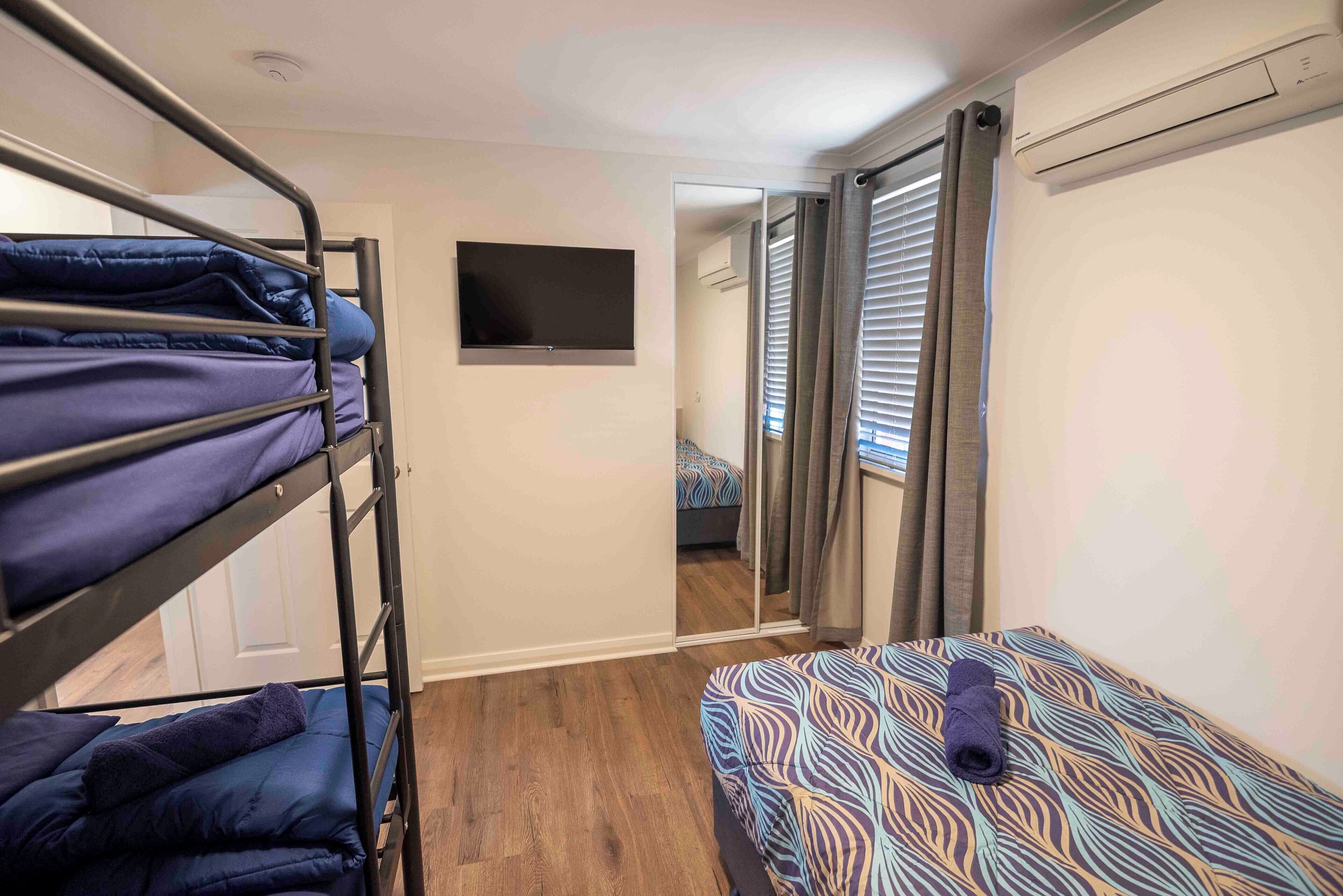 premium chalet | 1 bedroom, soundproofing, iron/ironing board, bed sheets