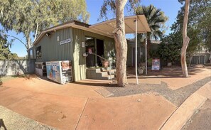 Reception - Tom Price Tourist Park (Tom Price)