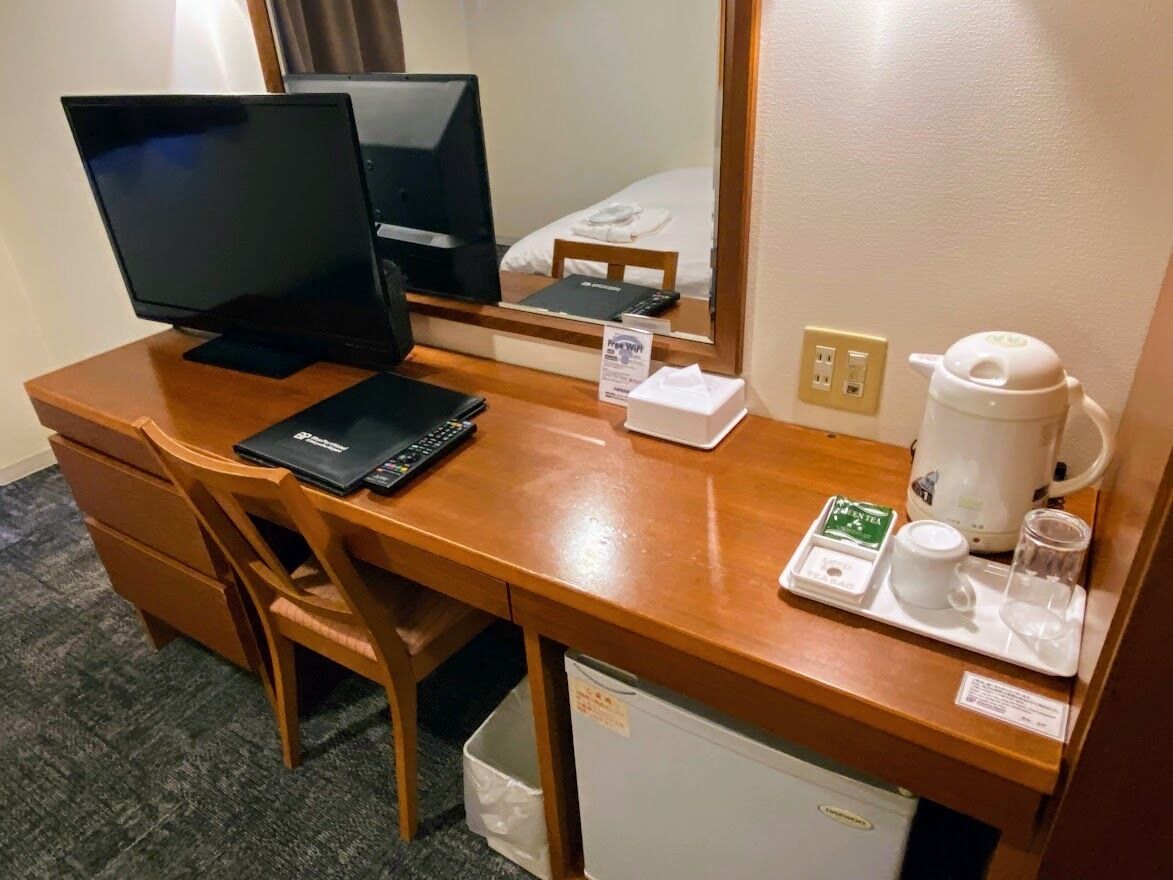 1 bedroom, iron/ironing board, free wifi