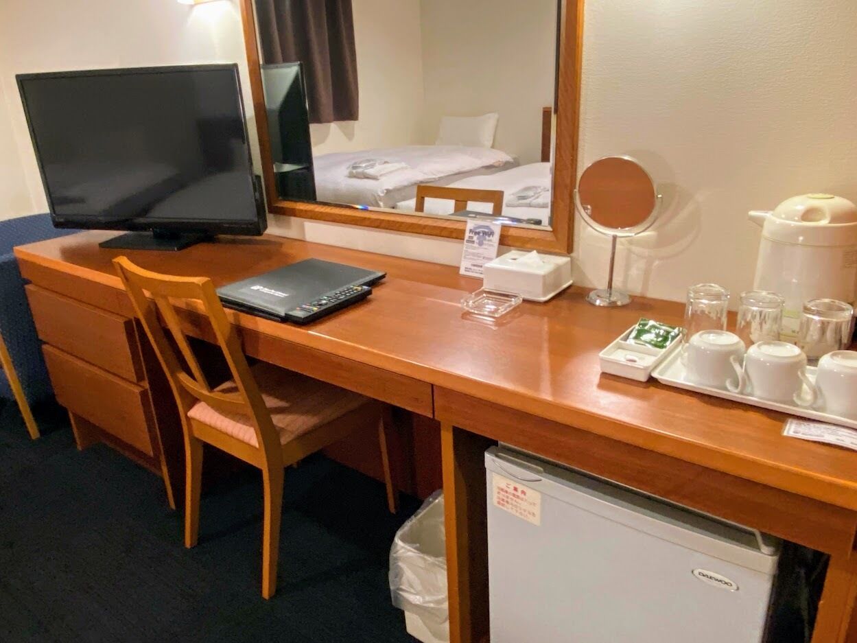 1 bedroom, iron/ironing board, free wifi