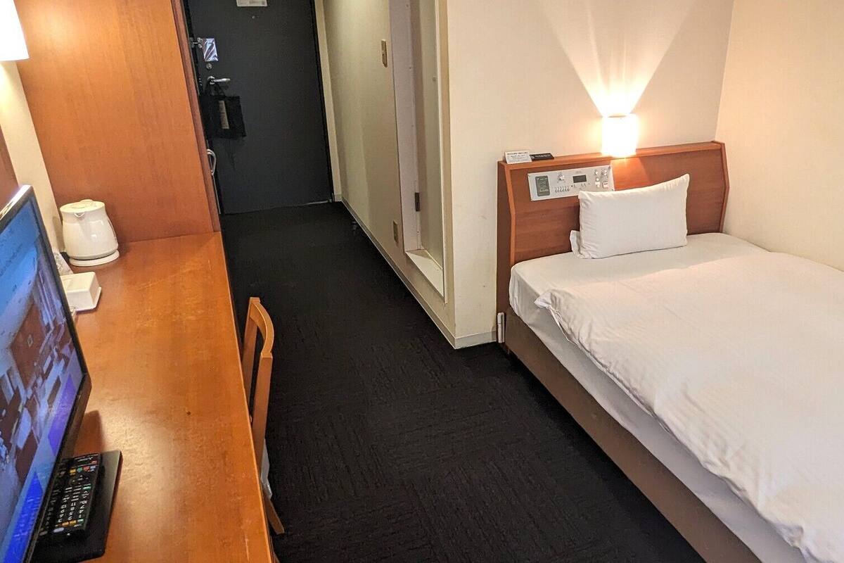 Iron/ironing board (on request), free WiFi