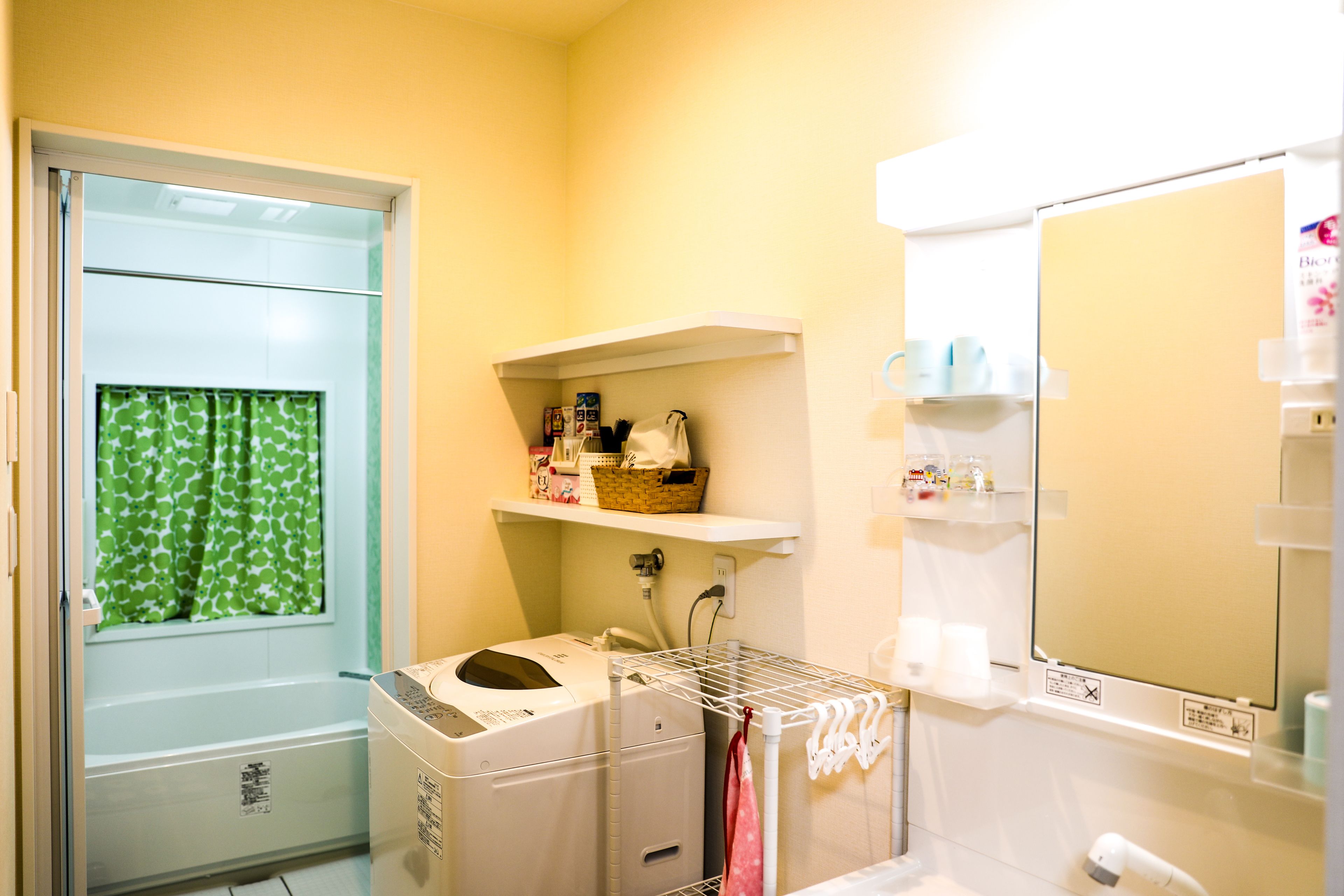 標準客房 | 浴室 | 獨立浴缸和淋浴設備、免費盥洗用品、吹風機、拖鞋