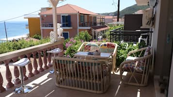 Habitación doble económica | Terraza o patio