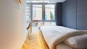 Free WiFi, bed sheets