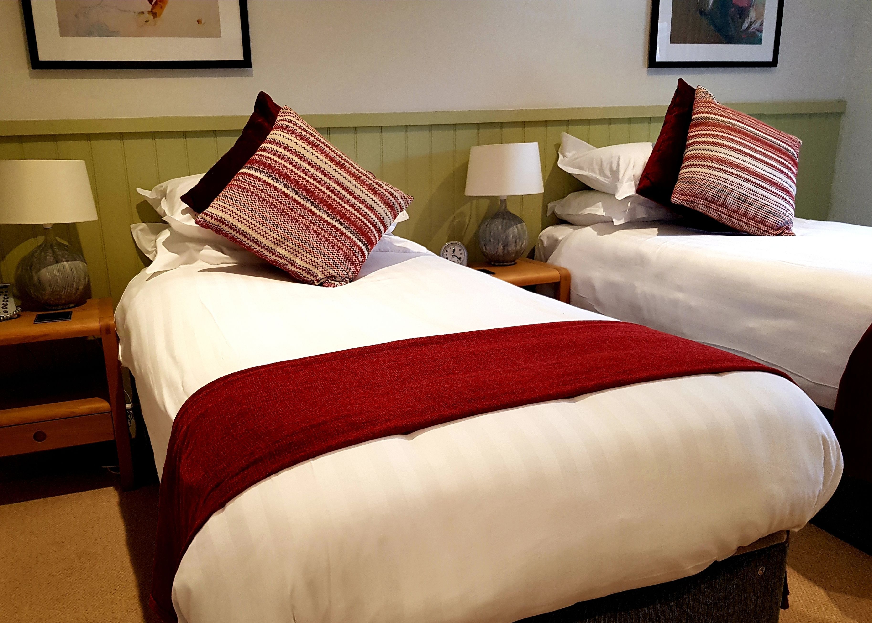 Free WiFi, bed sheets