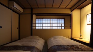 一棟貸し | 2 室のベッドルーム、WiFi (無料)、ベッドシーツ