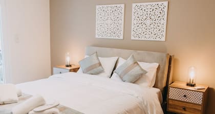 Best House, Central Luxury Apartment, Agiou Nikolaou, Patra