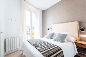 4 makuuhuonetta, silitysrauta/-lauta, Wi-Fi, vuodevaatteet