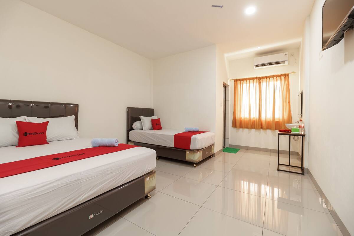 Habitación familiar | Escritorio y wifi gratis