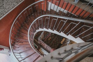 Staircase - RedDoorz Plus @ Tanjung Karang Lampung 2 (Bandar Lampung)